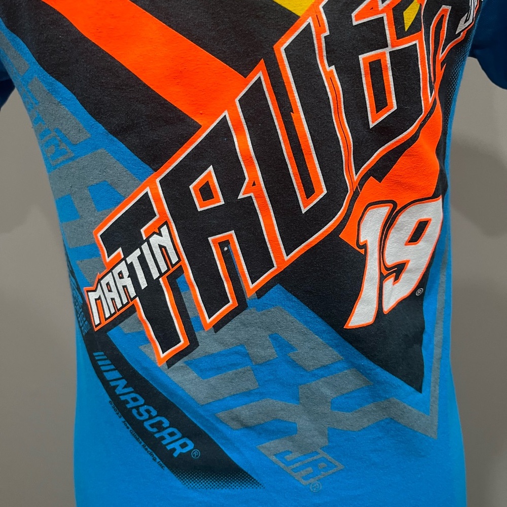 Martin Truex Jr Bass Pro Shop Racing Tshirt‎ - Picture 8 of 9